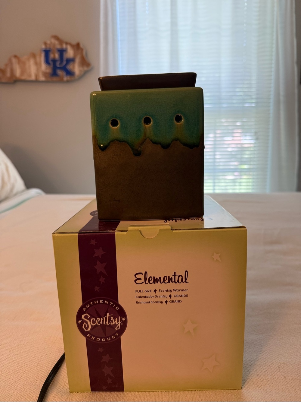 Scentsy Green and Brown Ceramic Elemental Wax Warmer
